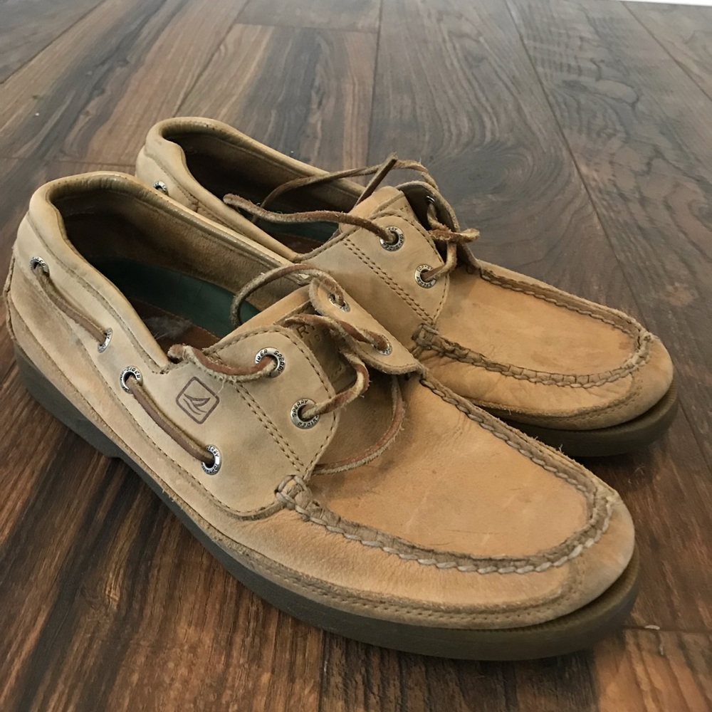 Sperry mens shoe